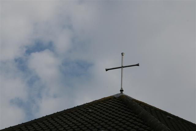 Cross_1.JPG