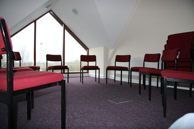 meeting_room.jpg