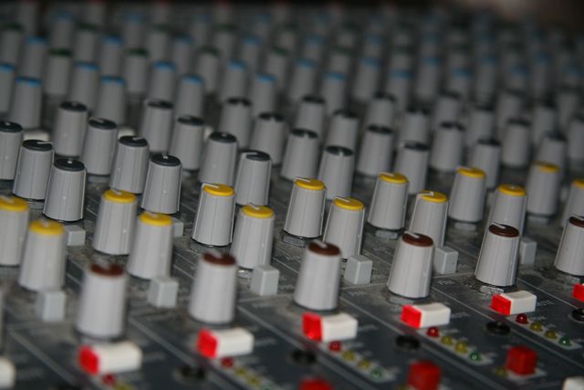 sound_desk.jpg